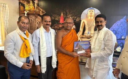 బుద్ధగయ  రాజగృహను సందర్శించిన తెలంగాణ