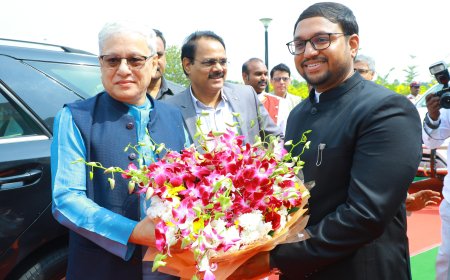 అభివృద్ధి పొలాలు ఫలాలు సమాజంలోని ప్రతి ఒక్కరికి అందాలి