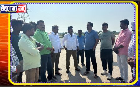 మూసి సభ ఏర్పాట్లను పరిశీలించిన సీఐ వెంకటేశ్వర్లు, ఎస్సై నాగరాజు