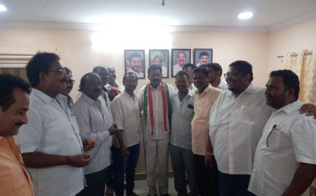 మంత్రి పొంగులేటి గారి పుట్టినరోజు  సందర్భంగా కాంగ్రెస్ కార్యకర్తలు నాయకులు పాల్గొని. మార్కెట్ చైర్మన్