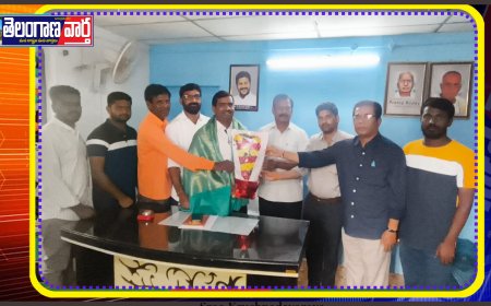 గ్రంథాలయ చైర్మన్ ను  సన్మానించిన గద్వాల సాహితీ