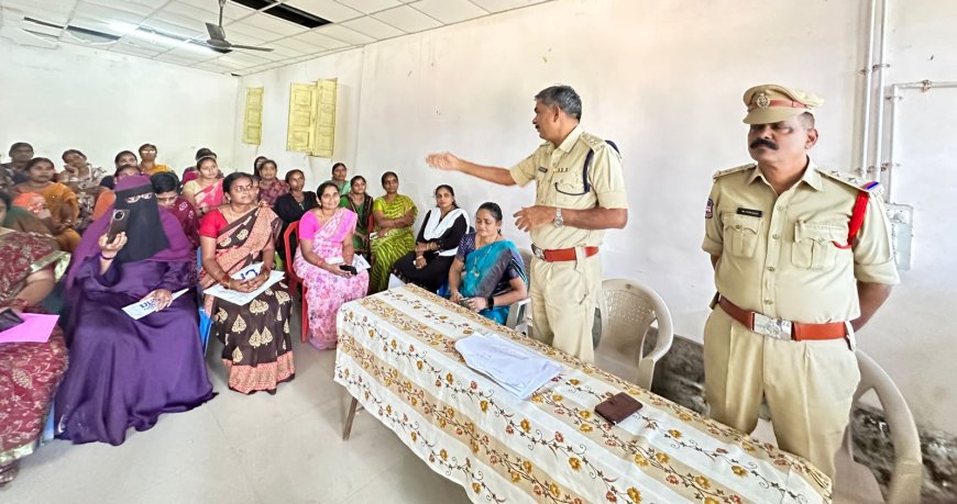 డ్రగ్స్, మహిళల భద్రత, సైబర్ నేరాలపై అవగాహనా