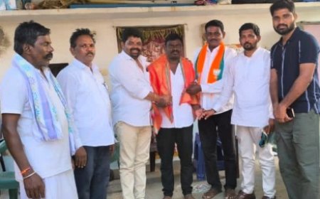 కత్తి జానకిని సన్మానించిన బిజెపి రాష్ట్ర నాయకుడు ధారాసింగ్