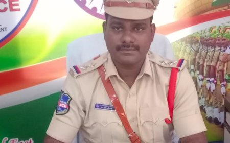 ఎస్సైగా బాధ్యతలు స్వీకరించిన శ్రీకాంత్ గౌడ్