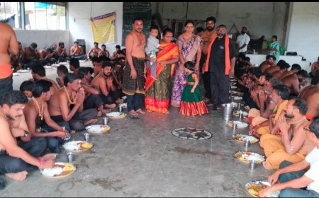 అయ్యప్ప మాలదారులకు అన్న ప్రసాదం వితరణ