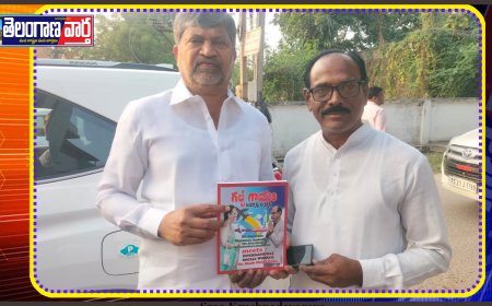 ఎమ్మెల్సీ రమణ కు చాంద్ పాషా ఆటో బయోగ్రఫీ పుస్తకం అందజేత