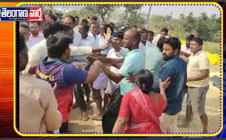 వడ్ల కొనుగోలు సెంటర్ లో ఘర్షణ...ఇరువర్గాల తోపులాట