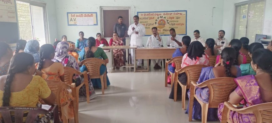 పట్టభద్రుల ఎమ్మెల్సీ ఓటర్లు ఓటు నమోదు చేసుకోండి. ఎమ్మెల్యే శ్రీ శ్రీరామ్ రాజగోపాల్ తాతయ్య గారు