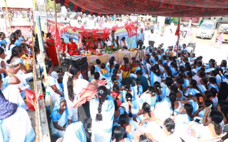 ఆశా వర్కర్ల బస్సు జాత