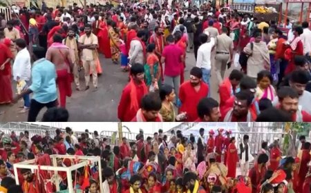 ఇంద్రకీలాద్రిపై కిక్కిరిసిన భవానీలు