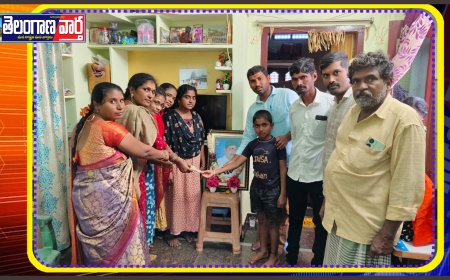 తన తోటి చదువుకున్న తోటి స్నేహితులకు 2005_2006 బ్యాచ్ 50 వేల రు"ఆర్థిక సహాయం