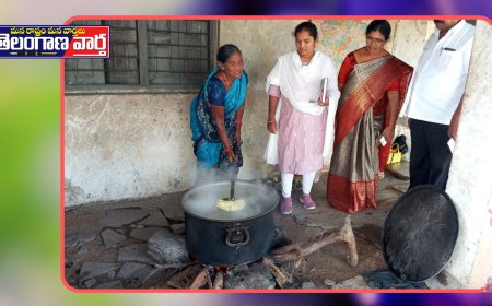 అడ్డగూడూరు జెడ్ పి హెచ్ ఎస్ పాఠశాలలో విద్యార్థుల ఆహారాన్ని పరీక్షిస్తున్న ఎంపీఓ ప్రేమలత