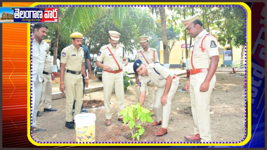 ప్రజల మన్ననలు పొందేలా పోలీసులు విధులు నిర్వర్తించాలి:ఎస్పీ శ్రీ టి. శ్రీనివాస రావు