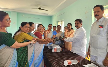 సమస్యలు లేని అంగన్వాడీ సెంటర్లుగా తీర్చి దిగుతాం ఎమ్మెల్యే శ్రీరామ్ రాజగోపాల్ తాతయ్య గారు