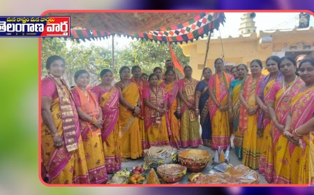 శ్రీ పట్టాభి రామచంద్రస్వామి దేవాలయంలో బియ్యం సరేలే తో భక్తుల శోభాయాత్ర అర్చకులు రామాచార్యులు..