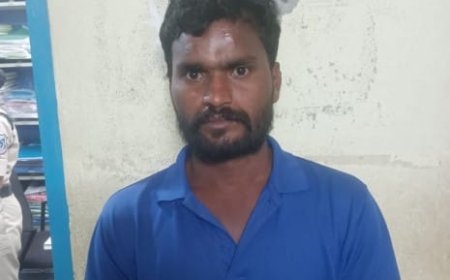 శిలాఫలకం ధ్వంసం చేసిన వ్యక్తిపై కేసు నమోదు ఎస్సై నాగరాజు