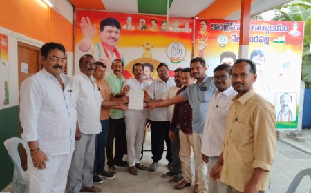 సీఎం రిలీఫ్ ఫండ్ చెక్కు మంజూరూ""నేలకొండపల్లి కాంగ్రెస్ నాయకులు