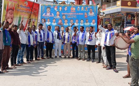 వేల గొంతుకలు లక్ష డప్పులు మహాసభను విజయవంతం చేయాలి