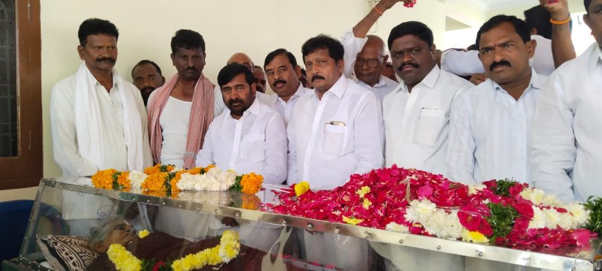 సరోజనమ్మ మృతి కి జగదీశ్ రెడ్డి సంతాపం