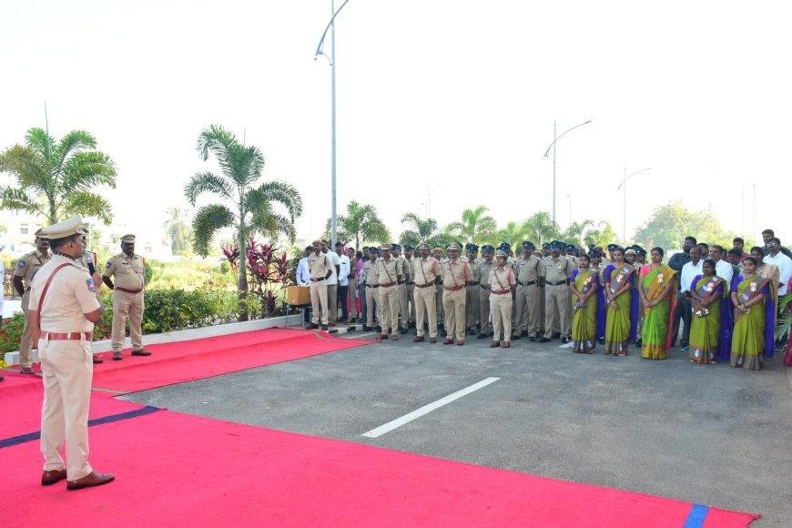 జిల్లా పోలీస్ కార్యాలయం లో ఘనంగా గణతంత్ర దినోత్సవ వేడుకలు