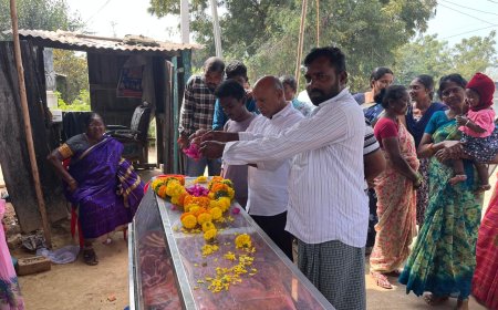 పార్థివ దేహానికి నివాళులర్పించిన