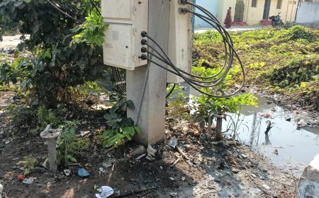 డ్రైనేజీ కాలువలు లేక మురికి కూపంగా మారిన 9,10,24  వార్డుల నుంచి వచ్చి ఒకే చోట చేరుతున్న మురికి నీరు.