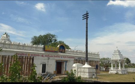 కష్టాలు తీర్చే దేవుడికే కష్టం వచ్చింది