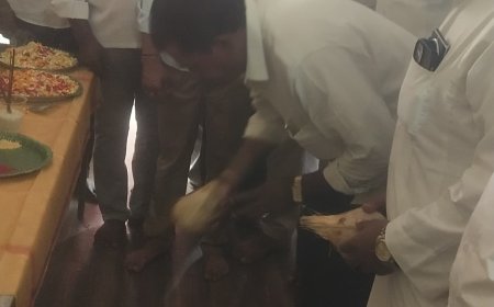 లారీ ఓనర్స్ అసోసియేషన్ ప్రారంభించిన""నేలకొండపల్లి మార్కెట్ చైర్మన్ వెన్నుపూసల సీతారాములు