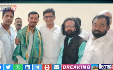 అడ్వకేట్ అల్లె రాము ను  సన్మానించిన ఎమ్మెల్యే కల్వకుంట్ల సంజయ్