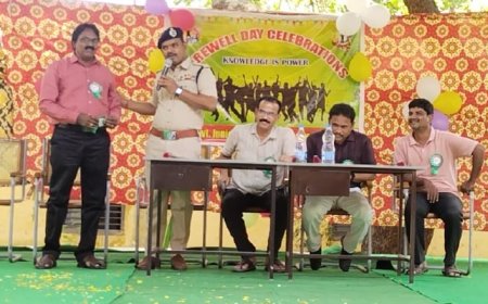 చదువు వృధా కాదు""ముఖ్యఅతిథిగా కోదాడ డి.ఎస్.పి శ్రీధర్ రెడ్డి