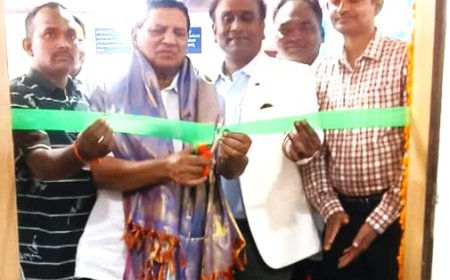 రివర్ ఆసుపత్రి ని ప్రారంబించిన మాజీ ఎమ్మెల్యే  నల్లమోతు భాస్కర్ రావు