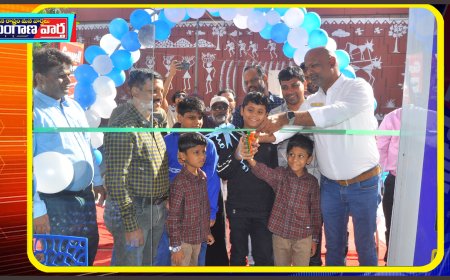 లాయుడ్ గ్యాలరీ అనుమ్ ఎలక్ట్రానిక్స్ ను ప్రజలు సద్వినియోగం చేసుకోవాలి