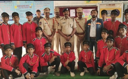 విద్యార్థులు లక్ష్యాన్ని ఎంచుకొని కృషి చేయాలి....జిల్లా ఎస్పీ   కె నరసింహ ఐపీఎస్ .