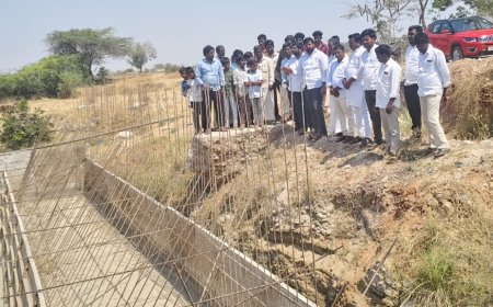 బ్రిడ్జి నిర్మాణంలో అలసత్వం ఎందుకు...?*