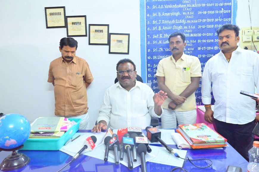 గురుకుల పాఠశాలను తనిఖీ చేసిన ఎమ్మెల్యే