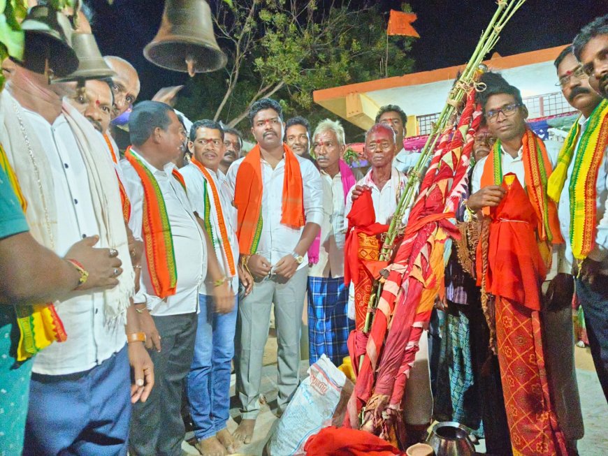 సమ్మక్క - సరళమ్మ ల జాతర మహోత్సవం కు హాజరైన యువనేత ధనసరి సూర్య గారు