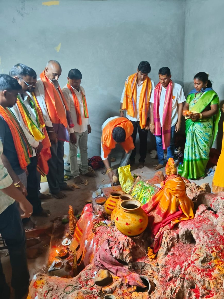 సమ్మక్క - సరళమ్మ ల జాతర మహోత్సవం కు హాజరైన యువనేత ధనసరి సూర్య గారు