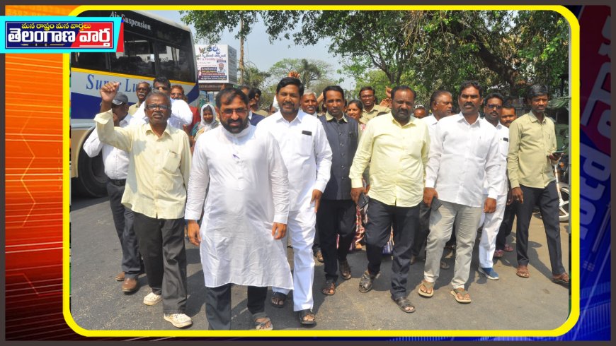 సూర్యాపేట అంబేద్కర్ బొమ్మ సెంటర్ లో పాస్టర్ ప్రవీణ్ పగడాల హత్య కు నిరసనగా భారీ నిరసన ర్యాలీ  
