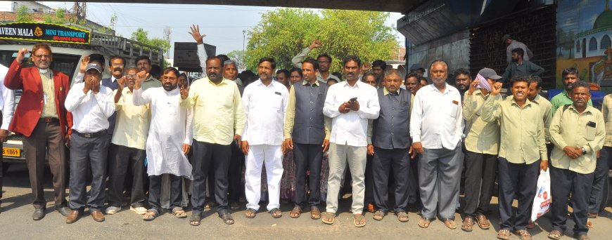 సూర్యాపేట అంబేద్కర్ బొమ్మ సెంటర్ లో పాస్టర్ ప్రవీణ్ పగడాల హత్య కు నిరసనగా భారీ నిరసన ర్యాలీ  