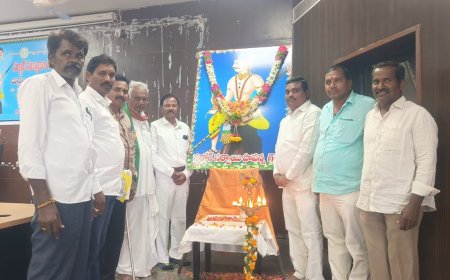 సర్దార్ సర్వాయి పాపన్న గౌడ్ చరిత్రను ప్రభుత్వాలు పాఠ్య పుస్తకాల్లో ముద్రించాలి