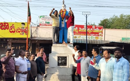 **డాక్టర్ అంబేద్కర్ జయంతి ఘనంగా నిర్వహింనా""ఎస్సీ ఎస్టీ బీసీ మైనార్టీ వ్యవస్థాపక అధ్యక్షులు ఆధ్వర్యంలో*