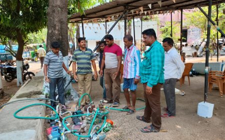 పలువురు ఇండ్ల నుండి 1HP మోటార్ల ను స్వాధీనం చేసుకున్న వాటర్ వర్క్స్ సిబ్బంది