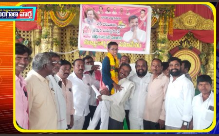 ప్రతిభను కనపర్చిన విద్యార్థిని సన్మానించిన బిఆర్ఎస్ నాయకులు