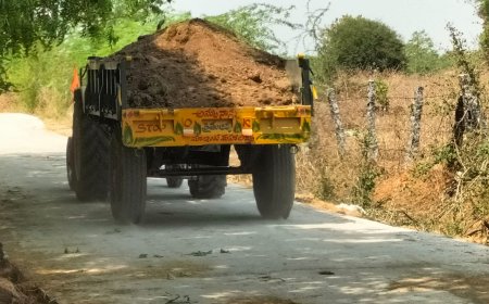 ఆగని  చెరువు మట్టి తవ్వకాలు