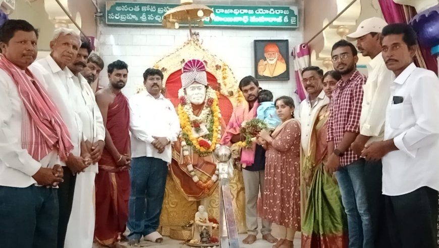 **నల్ల బండ గూడెం"షిరిడి సాయిబాబా మందిరంలో భక్తులకు అన్నదానం"సుమారు 400 మంది భక్తులు*