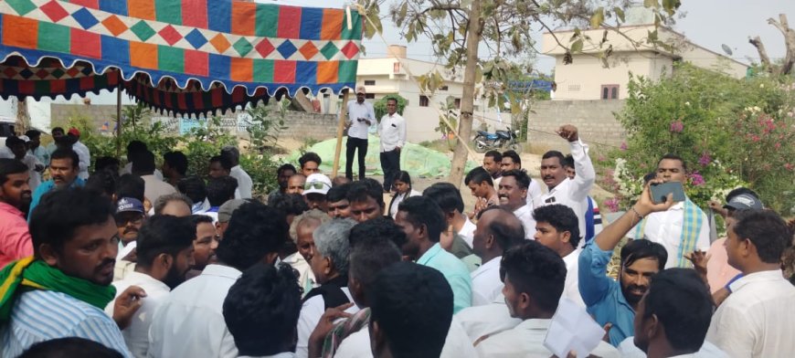 విలేఖరి పై దౌర్జన్యం