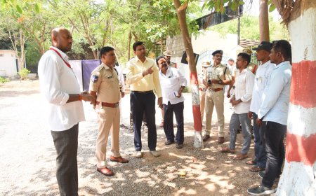 జాతీయ స్థాయిలో నిర్వహించే ‘నీట్‌–యూజీ-2025’ పరీక్ష ఆదివారం జిల్లాలో ప్రశాంతంగా ముగిసిందని జిల్లా కలెక్టర్ బి.యం సంతోష్ తెలిపారు