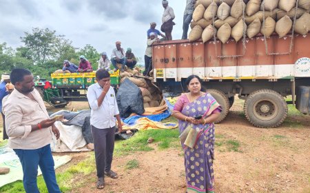 వరి ధాన్యం కొనుగోలు కేంద్రాలను ఆకస్మిక తనిఖీ
