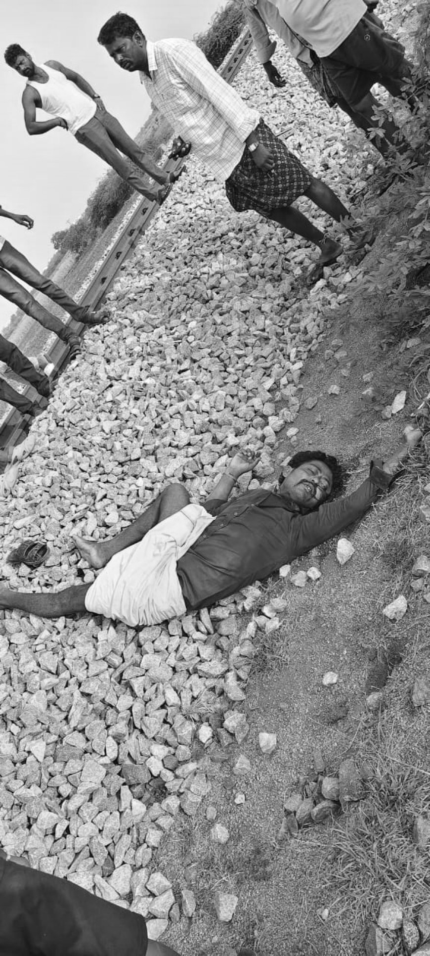 అనుమానాస్పదంగా వ్యక్తి మృతి