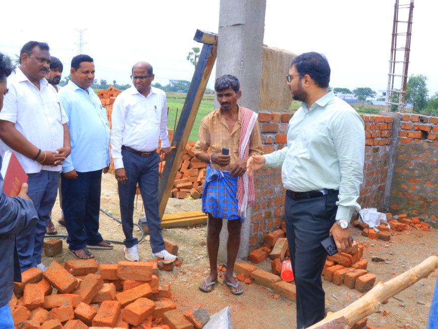 అర్హులైన వారికే ఇందిరమ్మ ఇల్లు జిల్లా కలెక్టర్